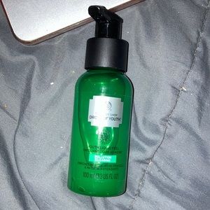 The Body Shop Drops of Youth